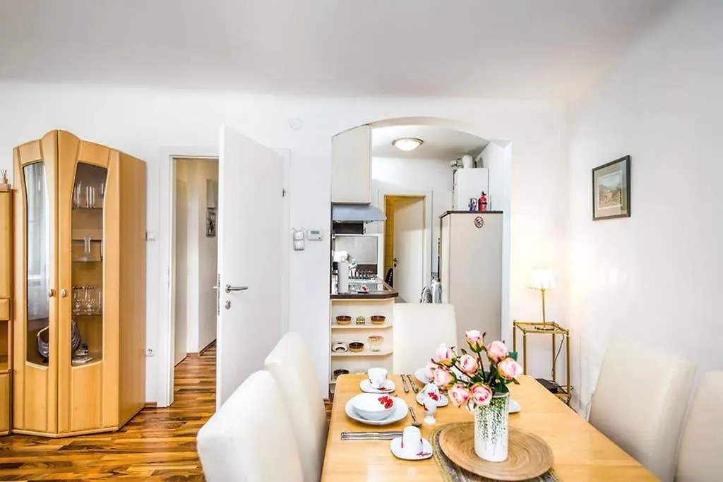 Cosy Apartment Near Stephansplatz Vienna 0*,